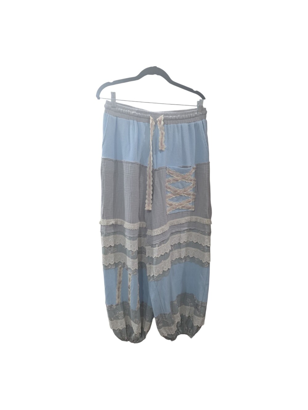POL Pants Size Large - Picture 4 of 4